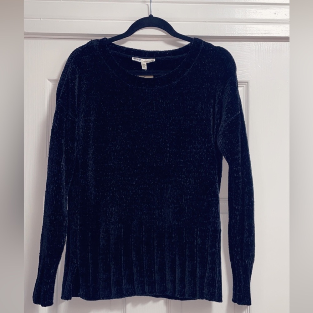 New Women’s Seven7 Chenille Sweater